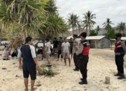 Patroli Rutin Polsek Sekotong di Pantai Elak-Elak Jaga Kamtibmas