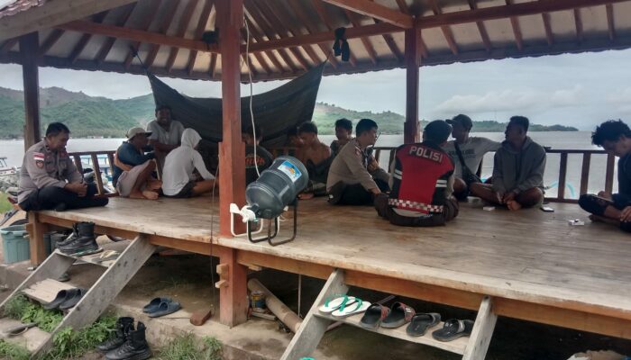 Polsek Sekotong Jaga Keamanan Pasca Pilkada dan kampanye Anti Narkoba dengan Patroli Dialogis