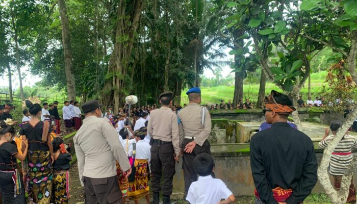 Nyelamat Gumi: Ritual Adat Tahunan yang Menyatukan Umat Buddha di Mareje