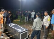 Anggota Polsek Maluk Hadiri Pemakaman Jenazah Korban Tenggelam di Pantai Lawar