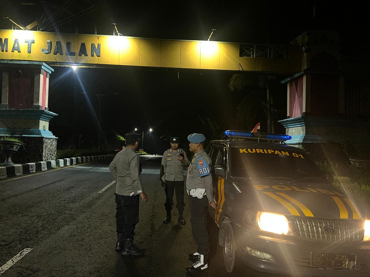 Malam Aman di Bypass BIL: Sinergi Polsek Kuripan Jaga Keamanan Masyarakat