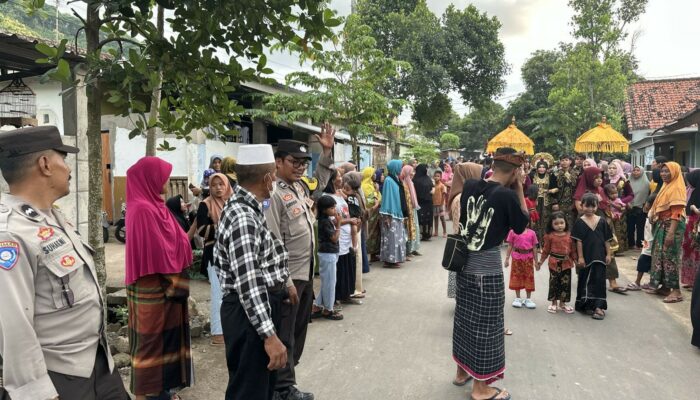 Nyongkolan Lombok Barat: Tradisi Pernikahan yang Dijaga Ketat Polisi