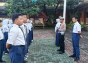 Polisi Sambangi SMPN 1 Gerung, Edukasi Tertib Lalu Lintas Sejak Dini