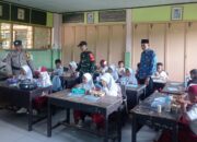 Polsek Gerung Kawal Pembagian Makan Bergizi Gratis di SDN 1 Dasan Tapen