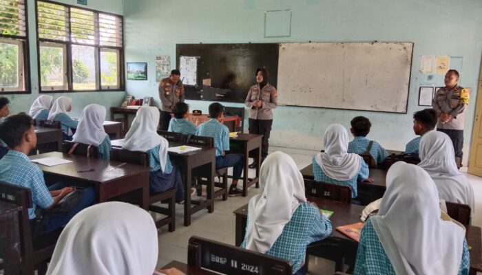 Garda Terdepan Generasi Emas: Sosialisasi Bahaya Narkoba, Judi Online, dan Bullying di SMPN 1 Labuapi