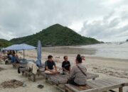 Polres Lombok Tengah Ajak Pelaku Wisata Jaga Keamanan bagi Pengunjung Pantai Selong Belanak.