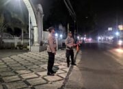 Polsek Gerung Perketat Pengamanan Tarawih di Simpang 4 Masjid Baital Atiq