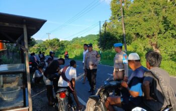 Ramadan Kondusif, Polsek Sekotong Gencarkan Patroli di Tempat Ngabuburit