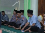 Jalin Silaturahmi dengan Masyarakat, Polres Sumbawa Barat Rutin Gelar Safari Ramadhan 1446 H/2025 M Di Masjid At-Taqwa Desa Tepas