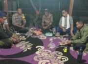 Ciptakan Situasi Kamtibmas yang kondusif di bulan Ramadhan Bhabinkamtibmas Desa Tatar lakukan sambang Desa malam hari