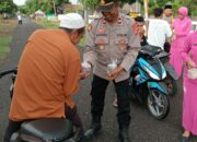 Polsek Kilo dan Bhayangkari Ranting Kilo Berbagi Takjil, Wujud Kepedulian Tanpa Sekat