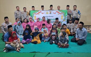 Hangatnya Kebersamaan! Polsek Gerung Santuni Anak Yatim di Bulan Ramadan