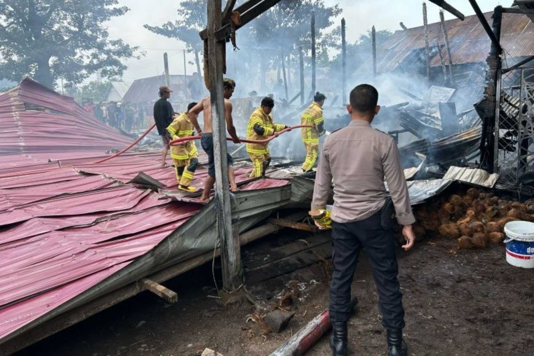 Rumah Warga Ogan Ilir Ludes Terbakar di Siang Bolong!