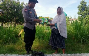 Ketahanan Pangan Desa: Polsek Labuapi Turun Tangan Salurkan Bibit Jagung Unggul