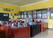 Polsek Gerung Kawal Distribusi Makanan Bergizi Gratis untuk Siswa