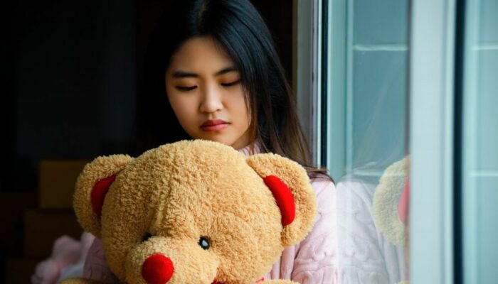 Mau Jadi Tempat Curhat Anak Perempuanmu? Mulai dari Sini!