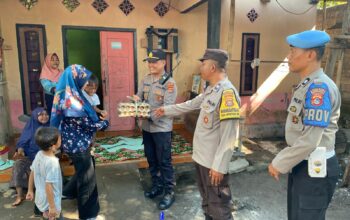 Aksi Polsek Kediri: Telur untuk Generasi Sehat Bebas Stunting