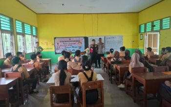 Polres Lombok Barat Sosialisasikan Bahaya Narkoba dan Pernikahan Dini di Sekolah