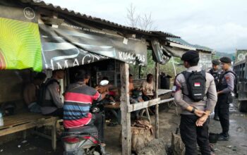 Sat Samapta Polres Bima Kota Gelar Patroli Dialogis, Sampaikan Himbauan Kamtibmas kepada Warga