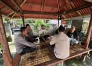 Cegah Narkoba dan Hoaks, Polisi Sambangi Warga Lombok Barat