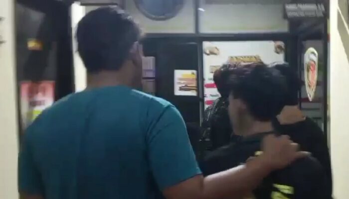 Dua Mahasiswa Terduga Pencuri Ponsel Ditangkap di Labuapi