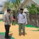 Dukung Program Ketahanan Pangan, Bhabinkamtibmas Desa Daha Laksanakan Pemantauan Hasil Panen Jagung Warga