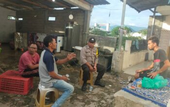 Bhabinkamtibmas Desa Jala Gencarkan Sambang Warga, Tekankan Pentingnya Ketahanan Pangan dan Antisipasi Konflik Sosial