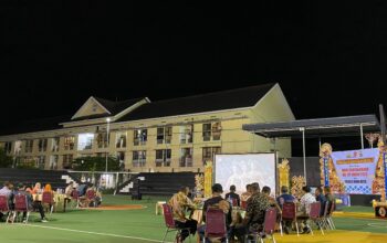 Polres Bima Kota Gelar Nobar Wayang Kulit Meriahkan HUT Bhayangkara ke-79