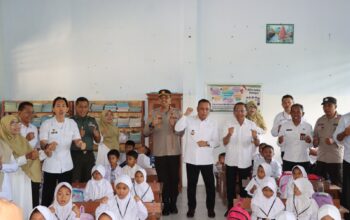 Kapolres Bima Kota Hadiri Launching Program Makan Bergizi Gratis oleh SPPG Sadia