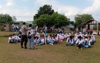 Mencegah Kenakalan Remaja Dikalangan Pelajar, Personel Polsek Parado Sambangi SMAN I Parado