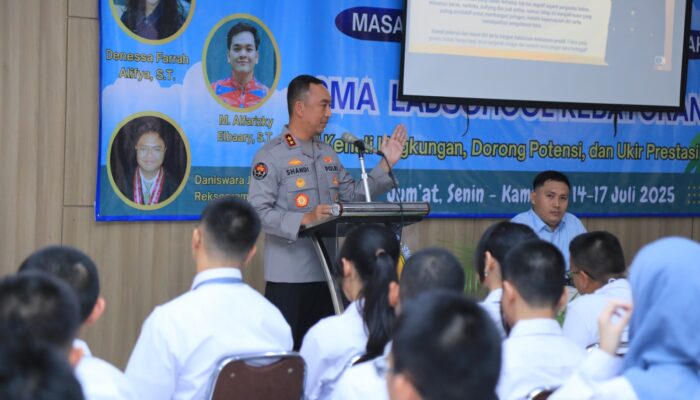 Isi MPLS, Kadiv Humas Ajak Siswa SMA Hindari Judi Online