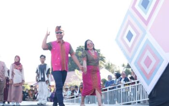 Kapolres Lombok Utara Hadiri Fashion Street HUT KLU ke-17 dan HUT RI ke-80