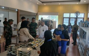Kemenkopolhukam Tinjau Dapur MBG Gerimax Indah di Narmada