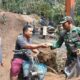 Babinsa Giri Madia Tebar Kepedulian Sambut HUT TNI ke-80