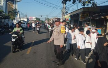 Pawai Khataman Al-Qur’an Meriah di Gerung, Ratusan Warga Turut Serta