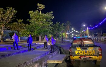 Polsek Rasanae Barat Gelar Patroli Blue Light, Ciptakan Situasi Harkamtibmas yang Kondusif