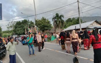 Polsek Maluk Amankan Kegiatan Adat Nyongkolan, Wujud Dukungan terhadap Pelestarian Budaya