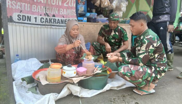 Perjuangan Inaq Alimudin Tempuh Lima Kilometer Demi Rezeki di TMMDKe-126 Mataram