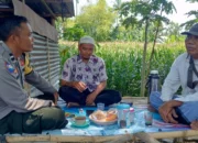 Bhabinkamtibmas Bangun Ketahanan Pangan Lewat Door to Door System