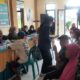 Babinsa dan Mahasiswa Unram Bersatu Peduli Kesehatan Masyarakat