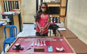 “Licik”Sembunyikan 5,39 Garam BB di Dalam Senter Terduga Pengedar Narkoba Jenis Shabu Asal Desa Ndano ini Diborgol Satresnarkoba Polres Bima