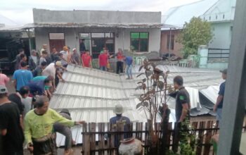 Diterjang Puting Beliung, Rumah Warga di Moyo Utara Alami Kerusakan Parah
