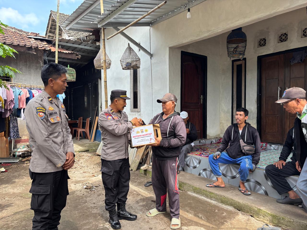 Polres Lombok Barat Peduli Pekerja Keras Lewat Program Nutrisi Mantap