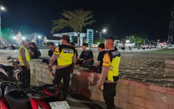 Polsek Taliwang Gelar Patroli Dialogis, Ajak Warga Bersama Jaga Kamtibmas