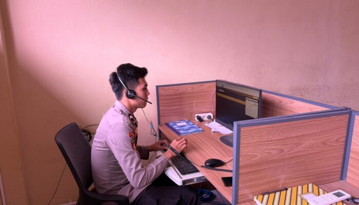 LAYANAN POLISI 110 TERUS DIOPTIMALKAN, OPERATOR SIAP RESPON CEPAT ADUAN MASYARAKAT Dompu