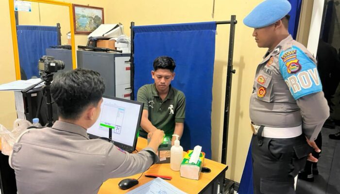 PROPAM POLRES DOMPU LAKSANAKAN PENGAWASAN MELEKAT PADA SETIAP KEGIATAN KEPOLISIAN Dompu