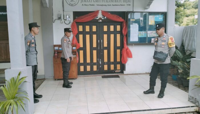 Monitoring dan Pengamanan Rumah Ibadah di Kecamatan Maluk