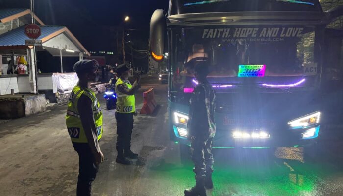 Polsek KPL Tano Gelar KRYD di Pelabuhan Poto Tano, Kapolres Tekankan Keamanan Gerbang Lintas Pulau Sumbawa