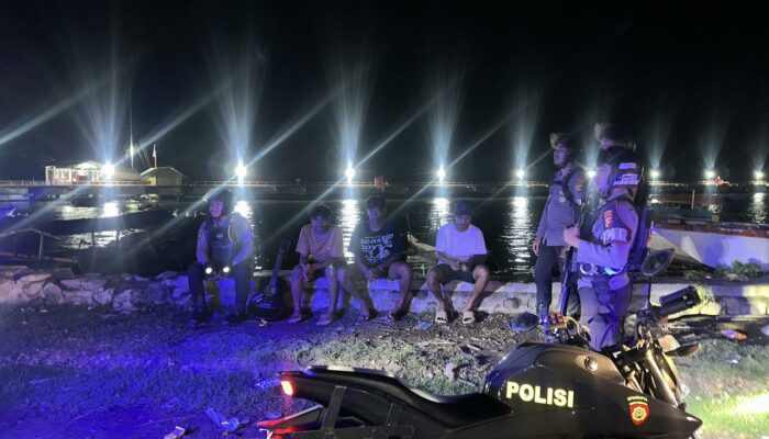 Sat Samapta Polres Bima Kota Laksanakan Patroli Dialogis, Sampaikan Himbauan Kamtibmas kepada Masyarakat