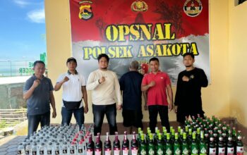 Jelang Tahun Baru, Polsek Asakota Polres Bima Kota Sita Ratusan Botol Miras Berbagai Merek